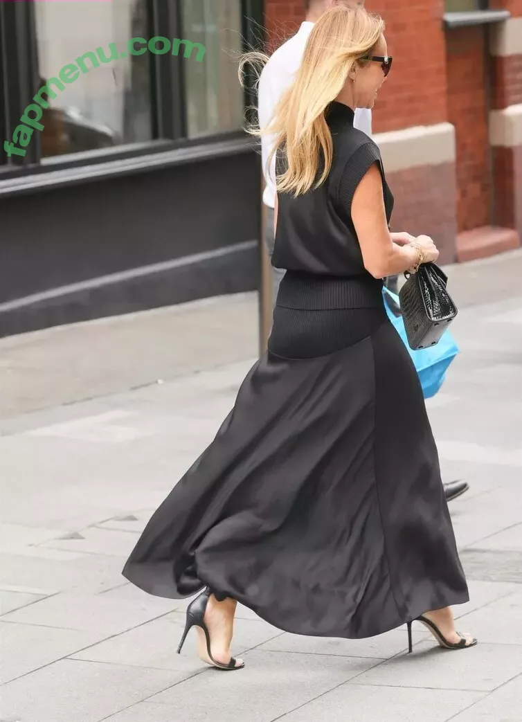 Amanda Holden nude photo #2134 (noholdenback)