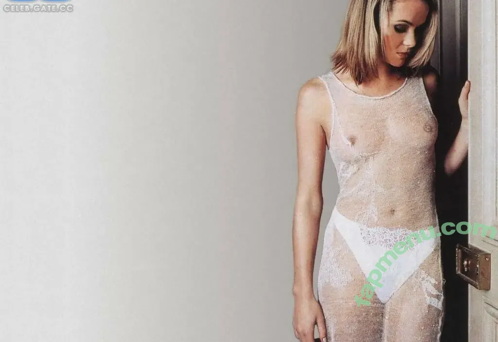 Amanda Holden nude photo #2779 (amanda_holden / noholdenback)
