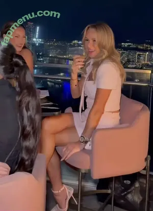 Amanda Holden / amanda_holden / noholdenback nude photo #3018