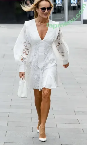 Amanda Holden / amanda_holden / noholdenback nude photo #3243