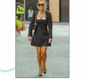 Amanda Holden / amanda_holden / noholdenback nude photo #3362