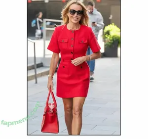 Amanda Holden / amanda_holden / noholdenback nude photo #3431