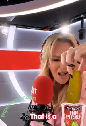 Amanda Holden / amanda_holden / noholdenback nude photo #3455