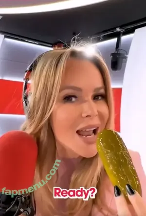 Amanda Holden / amanda_holden / noholdenback nude photo #3463