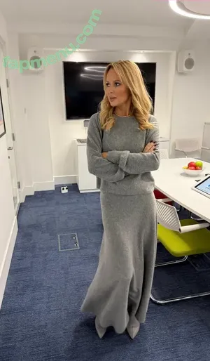 Amanda Holden / noholdenback nude photo #3551