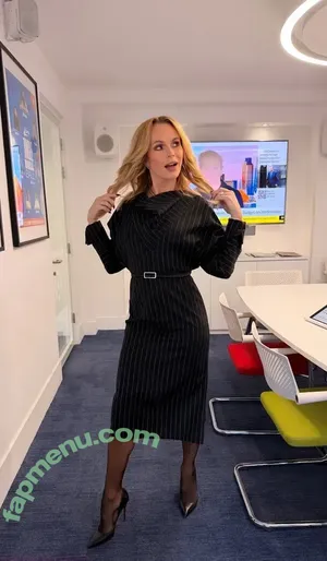 Amanda Holden / noholdenback nude photo #3577