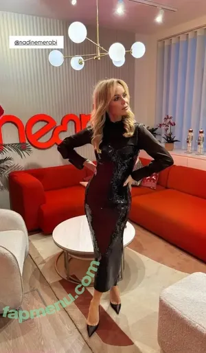 Amanda Holden / noholdenback nude photo #3648