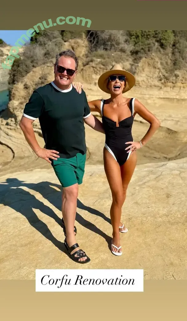 Amanda Holden nude photo #3174 (amanda_holden / noholdenback)