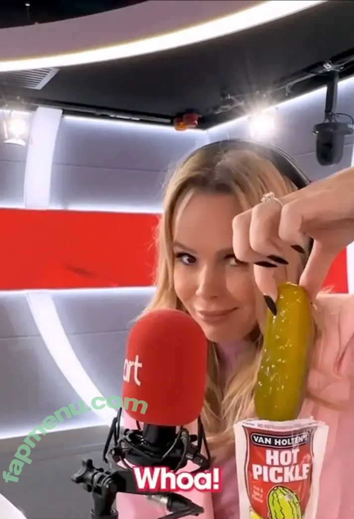 Amanda Holden nude photo #3456 (amanda_holden / noholdenback)