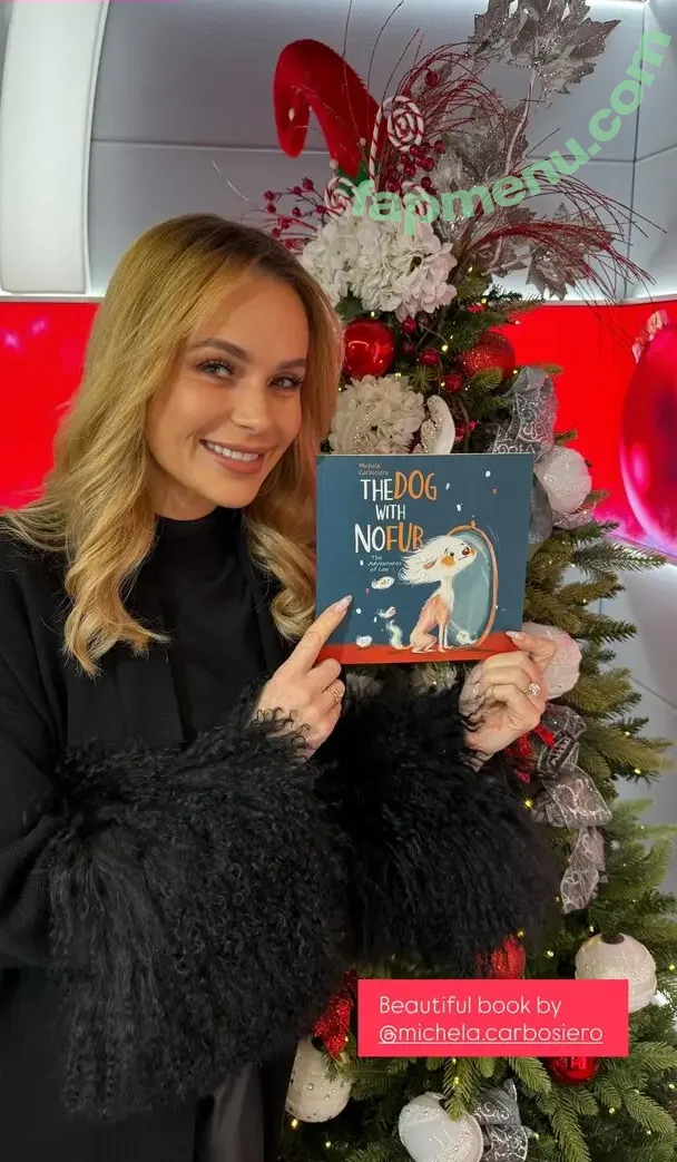 Amanda Holden nude photo #3694 (noholdenback)