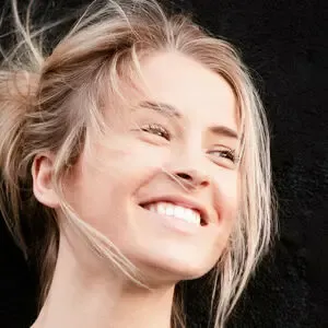 Amanda Lougee / alougee nude photo #0006