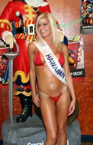 Amanda Lowry / AmandaSLowry / MandyNikolic5 / amanda_lowry12 nude photo #0065