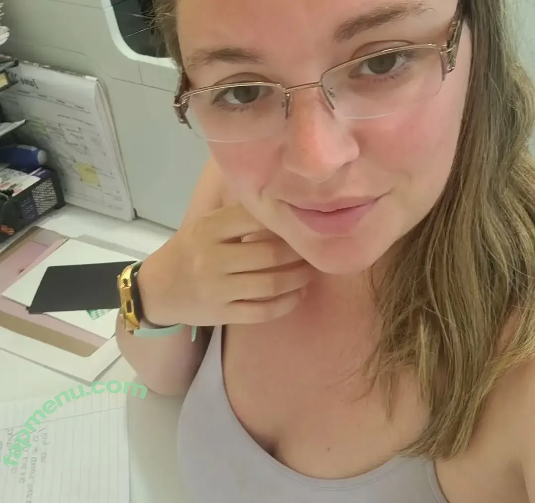 Amanda Lynn nude photo #0065 (misslhommedieu / naughtymama29)