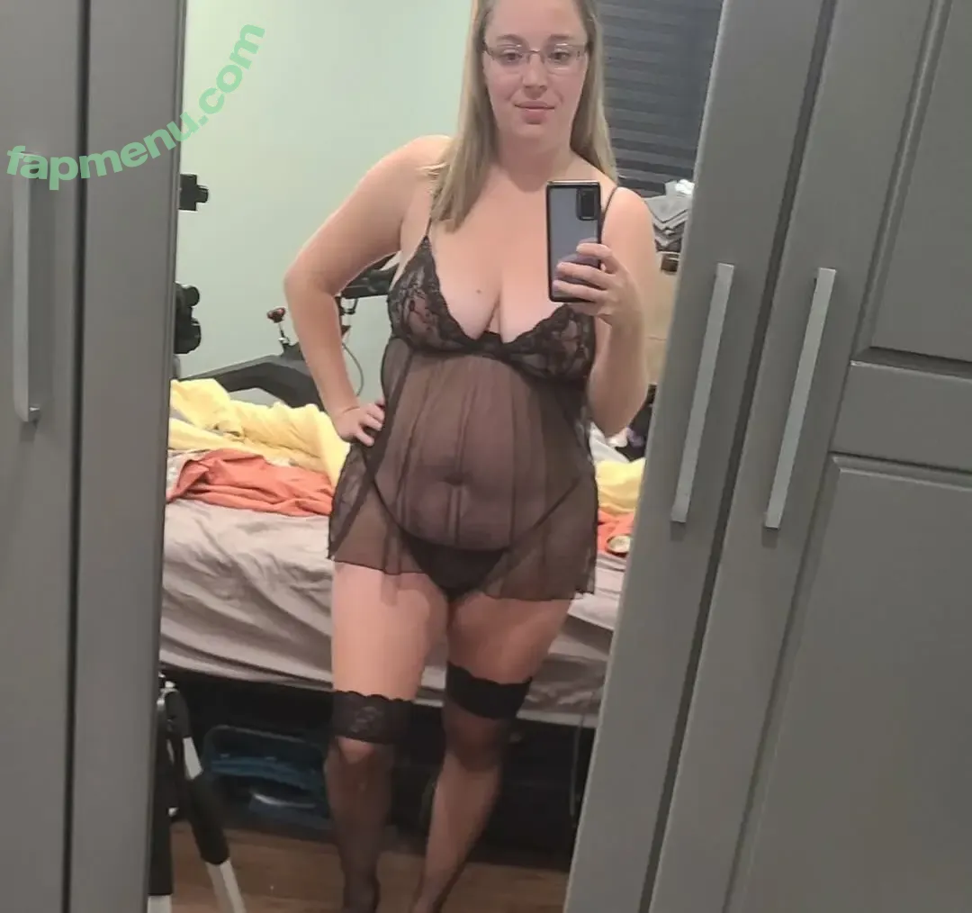 Amanda Lynn nude photo #0075 (misslhommedieu / naughtymama29)