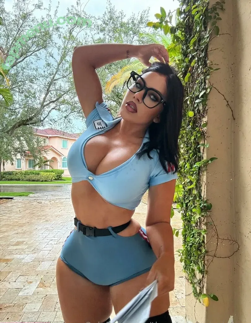 Amanda Nicole nude photo #0376 (the_amanda_nicole / theamandanicole)