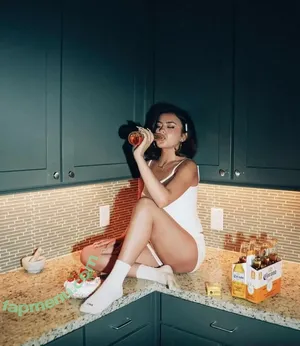 Amanda Ochoa / amandaochoaa nude photo #0021