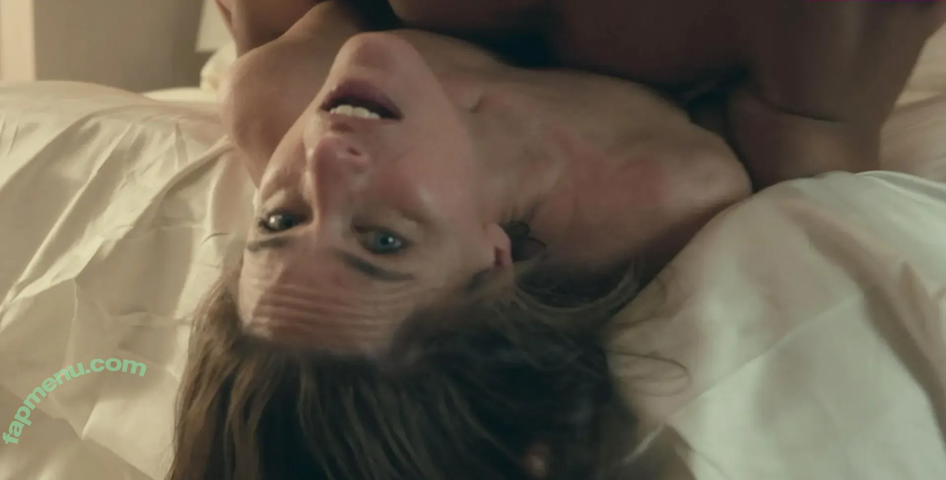 Amanda Peet nude photo #0036 (amanda.peet)