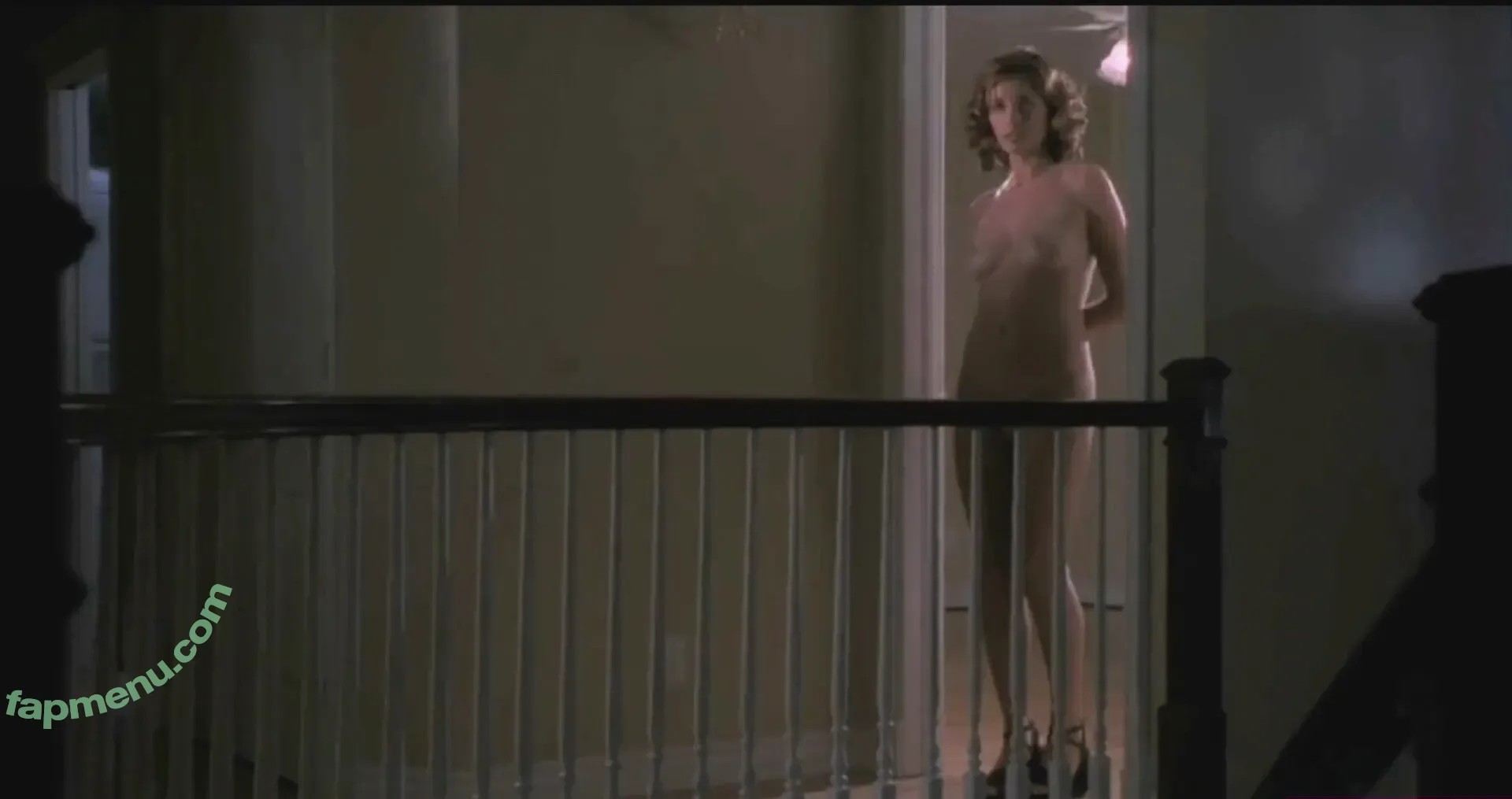 Amanda Peet nude photo #0053 (amanda.peet)