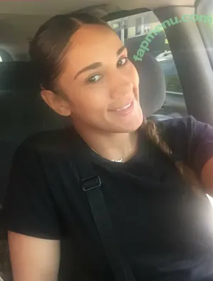 Amanda Serrano / Puerto Rican Boxer / serranosisters nude photo #0070