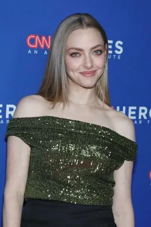 Amanda Seyfried / AmandaSeyfried / mingey nude photo #0081