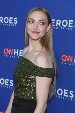 Amanda Seyfried / AmandaSeyfried / mingey nude photo #0091