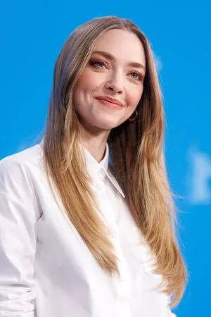 Amanda Seyfried / AmandaSeyfried / mingey nude photo #0122