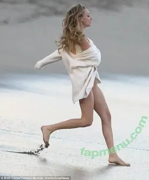 Amanda Seyfried / AmandaSeyfried / mingey nude photo #0644