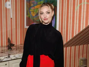 Amanda Seyfried / AmandaSeyfried / mingey nude photo #0755