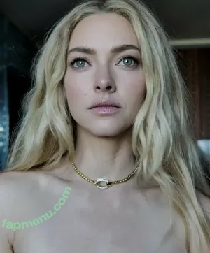 Amanda Seyfried / AmandaSeyfried / mingey nude photo #0859
