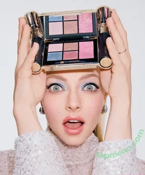 Amanda Seyfried / AmandaSeyfried / mingey nude photo #0862