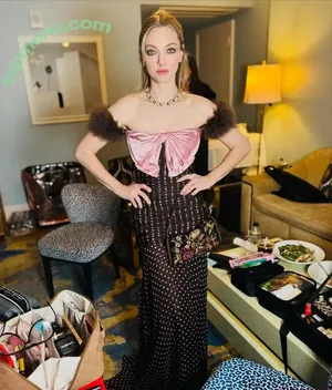 Amanda Seyfried / AmandaSeyfried / mingey nude photo #0996