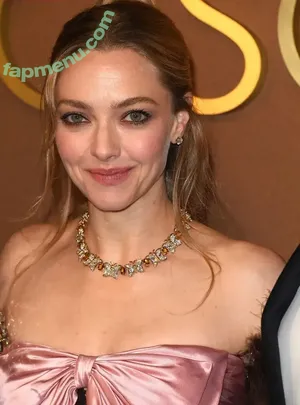 Amanda Seyfried / AmandaSeyfried / mingey nude photo #0998