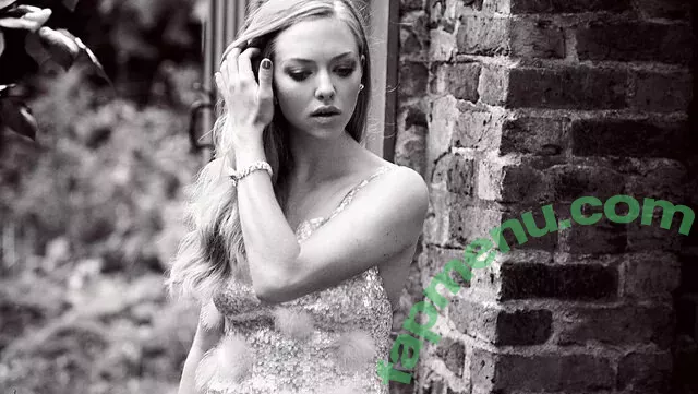 Amanda Seyfried nude photo #0061 (AmandaSeyfried / mingey)