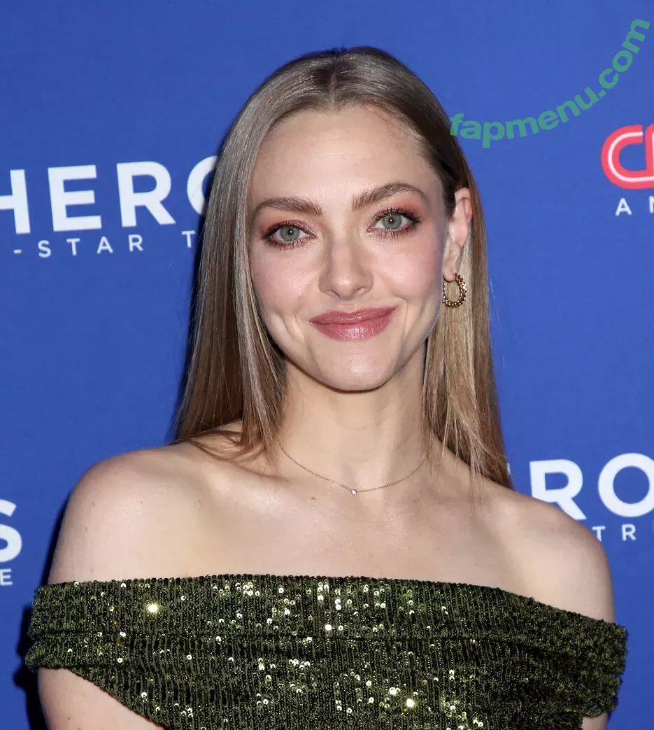 Amanda Seyfried nude photo #0078 (AmandaSeyfried / mingey)