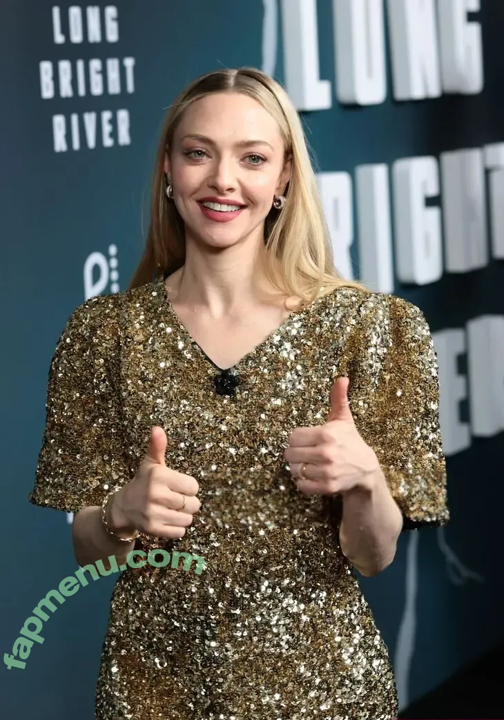 Amanda Seyfried nude photo #0615 (AmandaSeyfried / mingey)