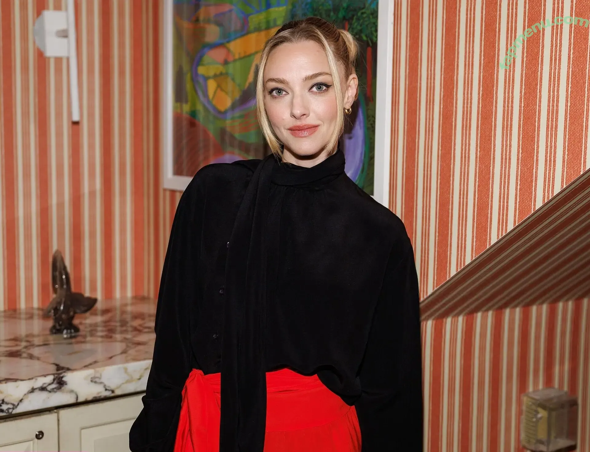 Amanda Seyfried nude photo #0755 (AmandaSeyfried / mingey)