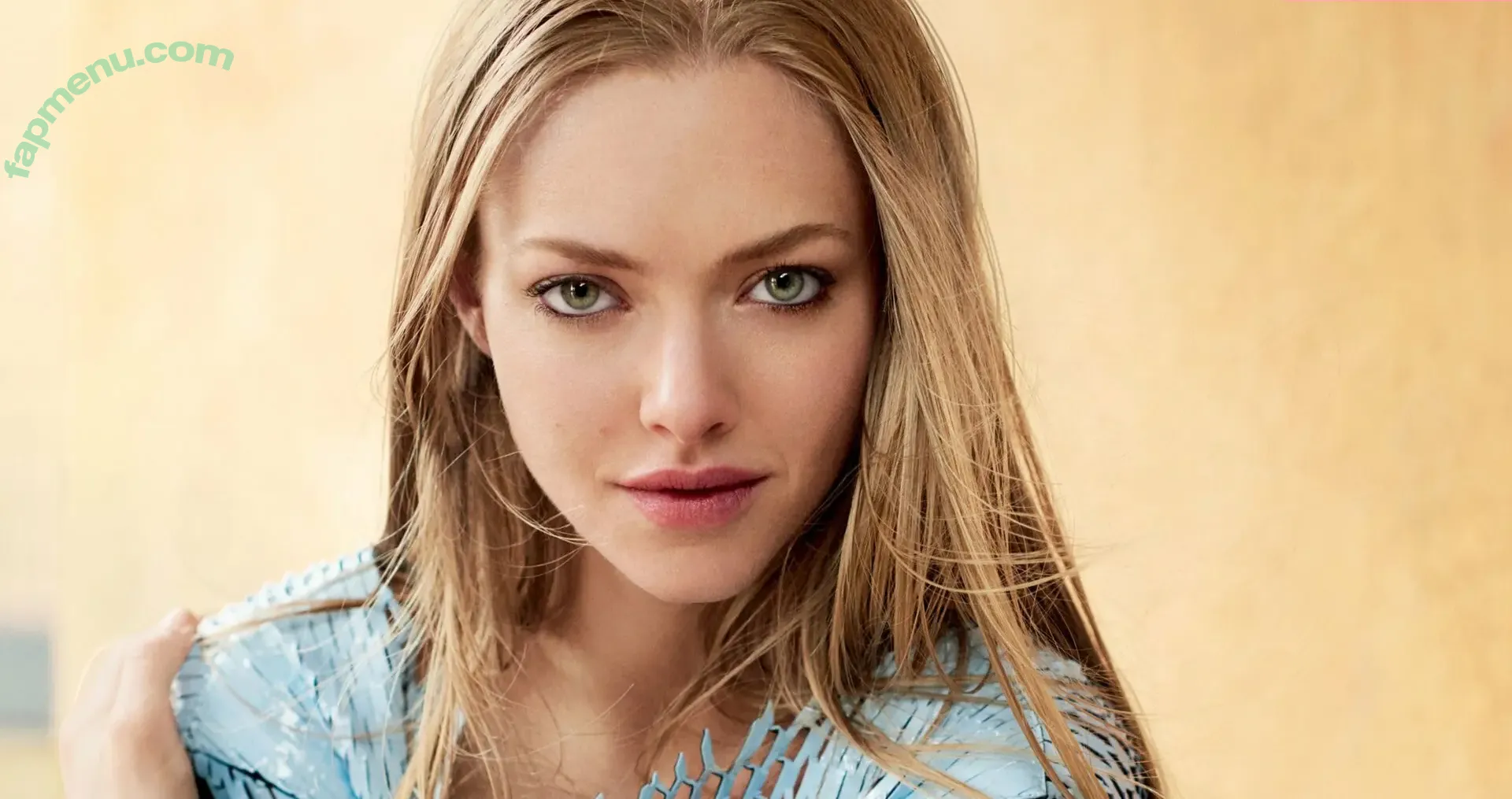 Amanda Seyfried nude photo #0843 (AmandaSeyfried / mingey)