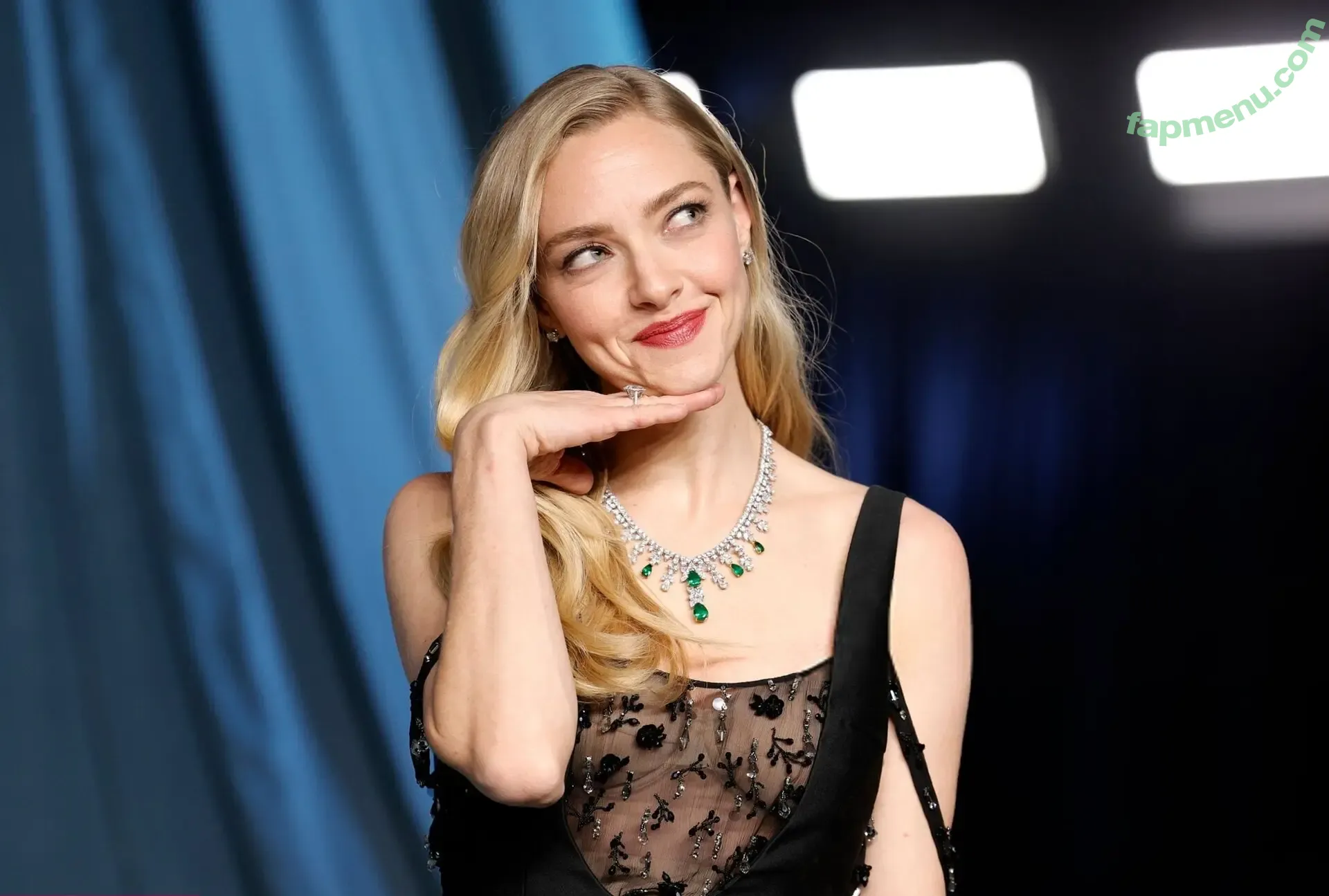 Amanda Seyfried nude photo #0905 (AmandaSeyfried / mingey)