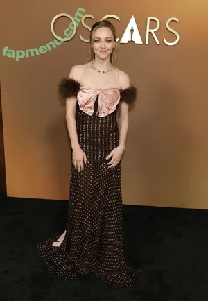 Amanda Seyfried / AmandaSeyfried / mingey nude photo #1008