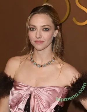 Amanda Seyfried / AmandaSeyfried / mingey nude photo #1009