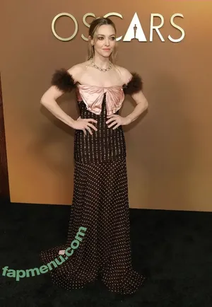 Amanda Seyfried / AmandaSeyfried / mingey nude photo #1011