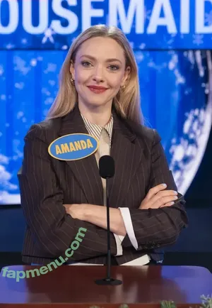 Amanda Seyfried / AmandaSeyfried / mingey nude photo #1036