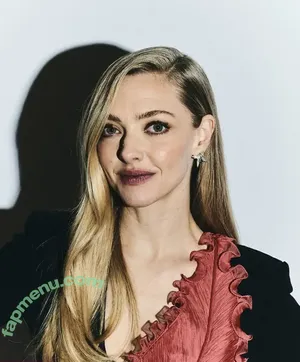 Amanda Seyfried / AmandaSeyfried / mingey nude photo #1083