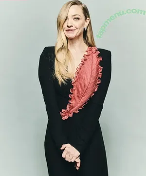 Amanda Seyfried / AmandaSeyfried / mingey nude photo #1086