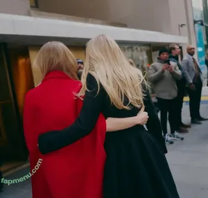 Amanda Seyfried / AmandaSeyfried / mingey nude photo #1142