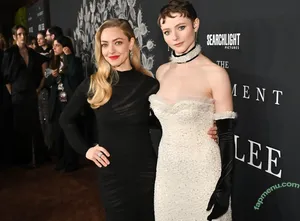 Amanda Seyfried / AmandaSeyfried / mingey nude photo #1155