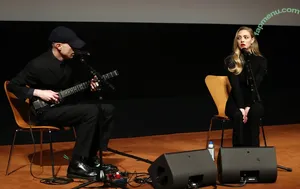 Amanda Seyfried / AmandaSeyfried / mingey nude photo #1156