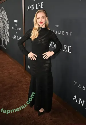 Amanda Seyfried / AmandaSeyfried / mingey nude photo #1159