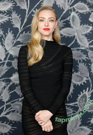 Amanda Seyfried / AmandaSeyfried / mingey nude photo #1171