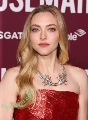 Amanda Seyfried / AmandaSeyfried / mingey nude photo #1187